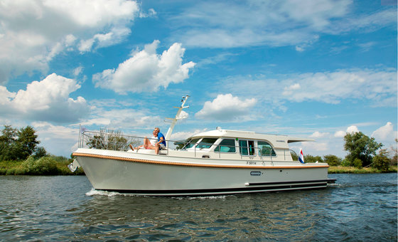 linssen-grand-sturdy-40-0-sedan-20170707-072 - website.jpg